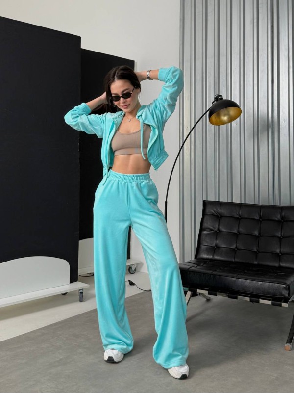 Жіночий велюровий костюм м'ятного кольру 34783