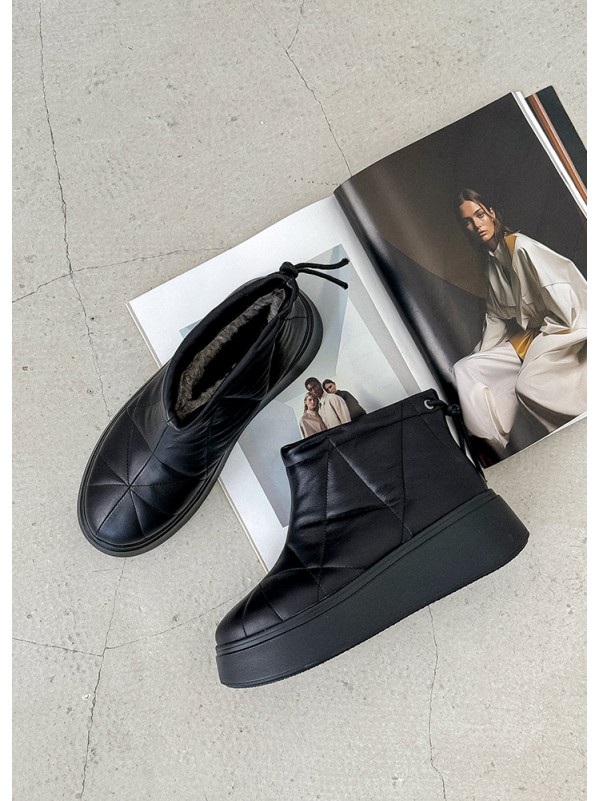 Жіночі шкіряні уггі на платформі (байка) чорного кольору 34792