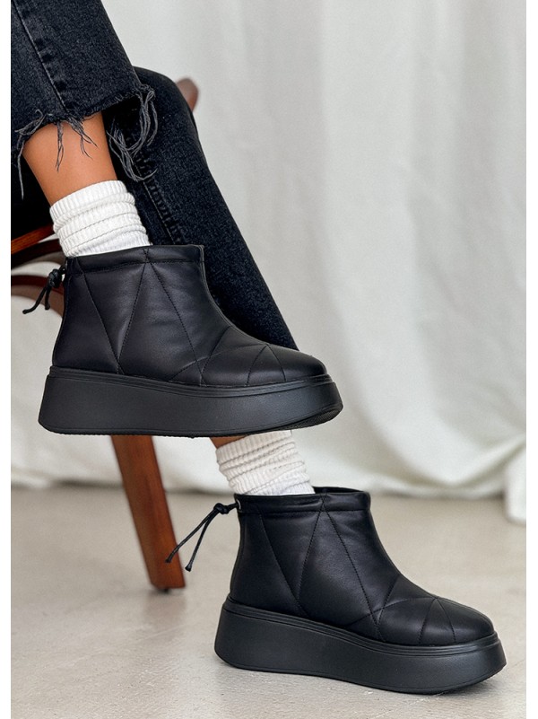 Жіночі шкіряні уггі на платформі (хутро) чорного кольору 34793