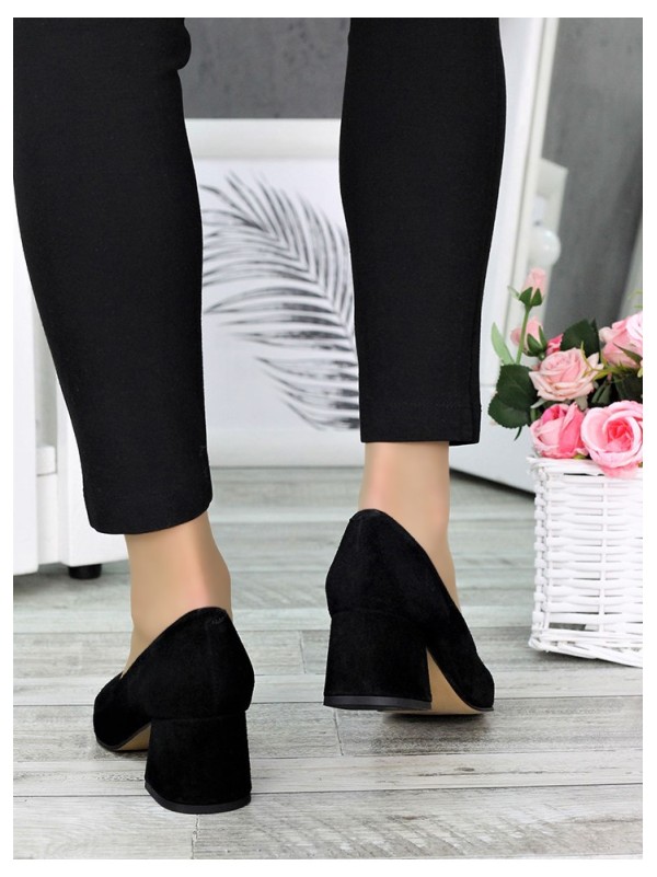 Жіночі замшеві туфлі на каблуку чорного кольору 34797