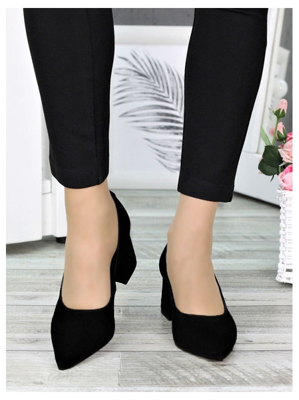 Жіночі замшеві туфлі на каблуку чорного кольору 34797