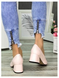 Жіночі шкіряні туфлі пудрового кольору 34798