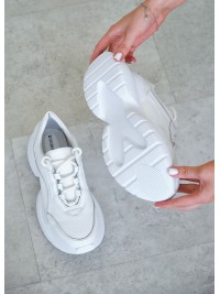 Жіночі шкіряні кросівки білого кольору 34800