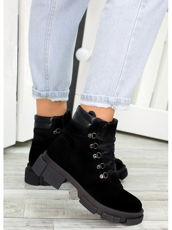 Жіночі шкіряні черевики трапери (байка) чорного кольору 34807