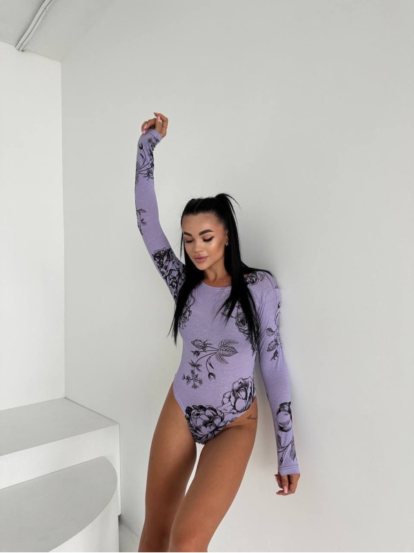 Базовий боді з малюнком лавандового кольору 34815