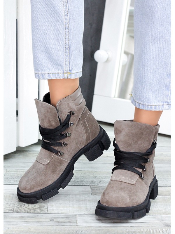 Жіночі замшеві черевики трапери (байка) кольору лате 34829