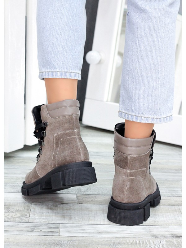 Жіночі замшеві черевики трапери (байка) кольору лате 34829