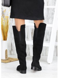 Жіночі замшеві ботфорти (байка) чорного кольору 34836