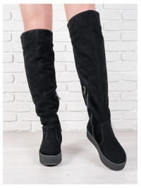 Жіночі замшеві ботфорти кріпер (Європейка) чорного кольору 34838