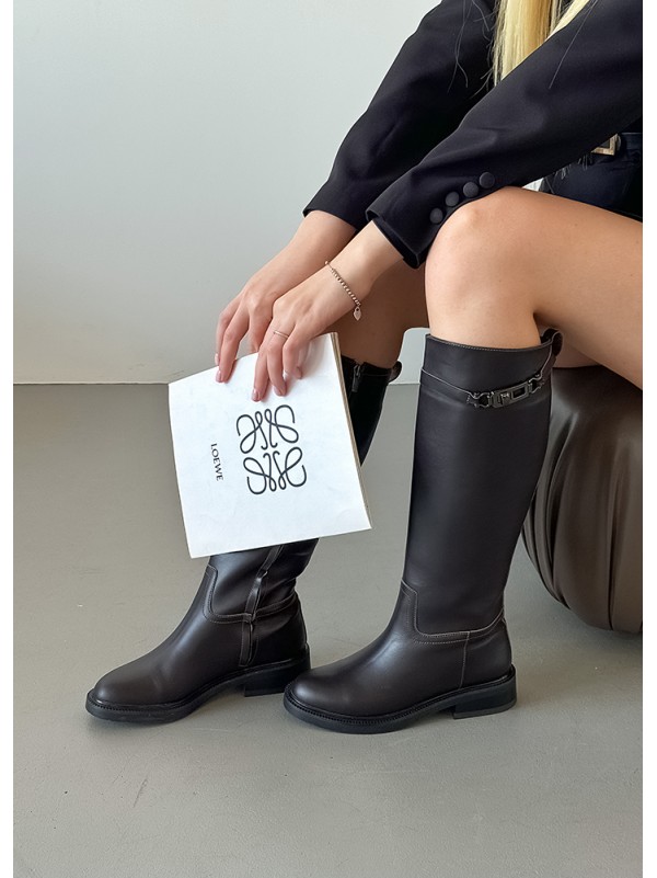 Жіночі шкіряні чоботи (байка) коричневого кольору 34858