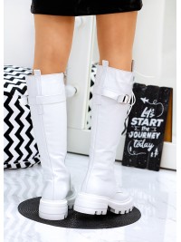 Жіночі чоботи з натуральної шкіри на шнурівці (Байка) білого кольору 34867