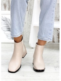 Жіночі шкіряні черевики (байка) бежевого кольору 34895