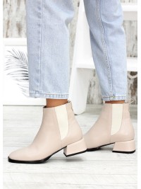 Жіночі шкіряні черевики (байка) бежевого кольору 34895