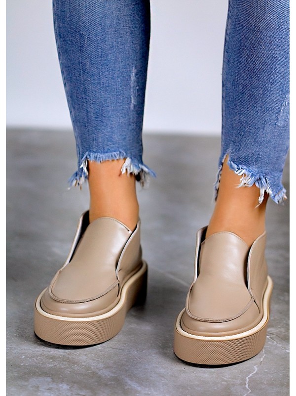 Жіночі шкіряні короткі черевики бежевого кольору 34899