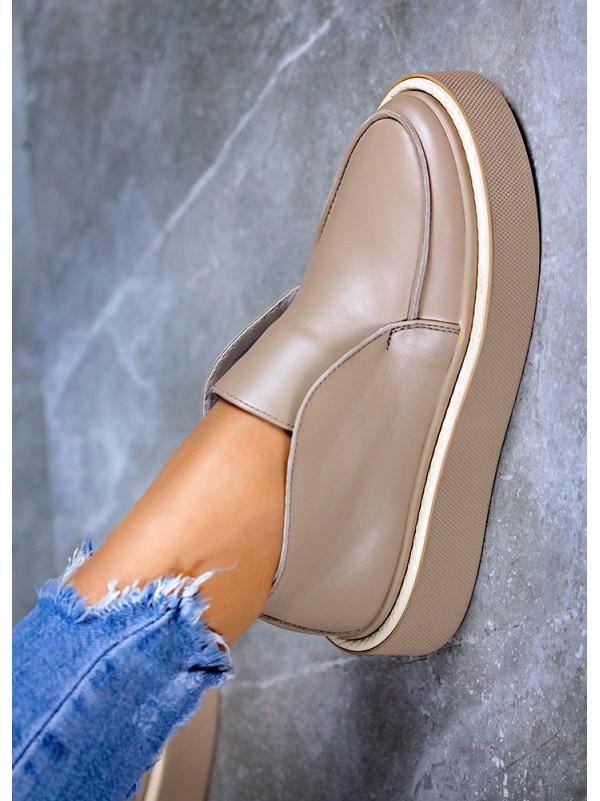 Жіночі шкіряні короткі черевики бежевого кольору 34899