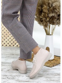 Жіночі шкіряні короткі черевики на шнурівці бежевого кольору 34900