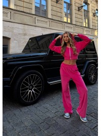 Жіночий велюровий костюм з камiнцями малинового кольору 34913