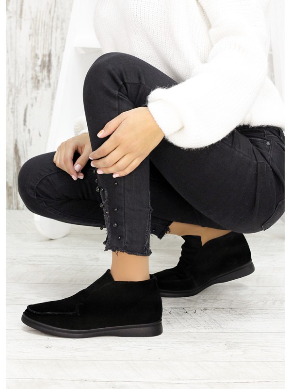 Жіночі замшеві короткі черевики чорного кольору 34919