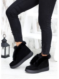 Жіночі замшеві короткі черевики (хутро) чорного кольору 34920