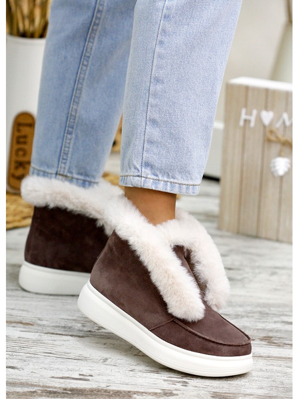 Жіночі замшеві короткі черевики (хутро) кавового кольору 34925