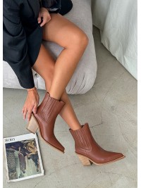 Жіночі шкіряні черевики козаки (хутро) коричневого кольору 34929