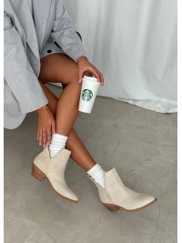 Жіночі замшеві черевики козаки (хутро) бежевого кольору 34930