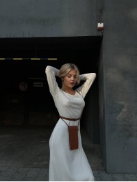 Ангорова сукня мiдi з поясом молочного кольору 34934