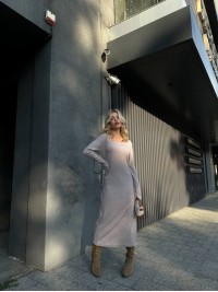 Ангорова сукня мiдi з поясом пудрового кольору 34936