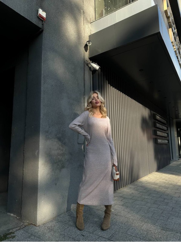 Ангорова сукня мiдi з поясом пудрового кольору 34936