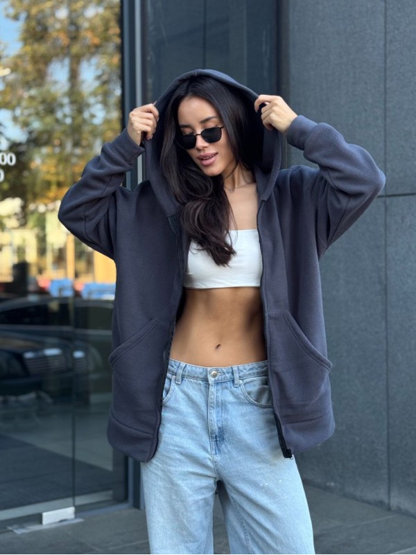 Жіноча тепла кофта на змiйцi вiльного крою графiтового кольору 34941