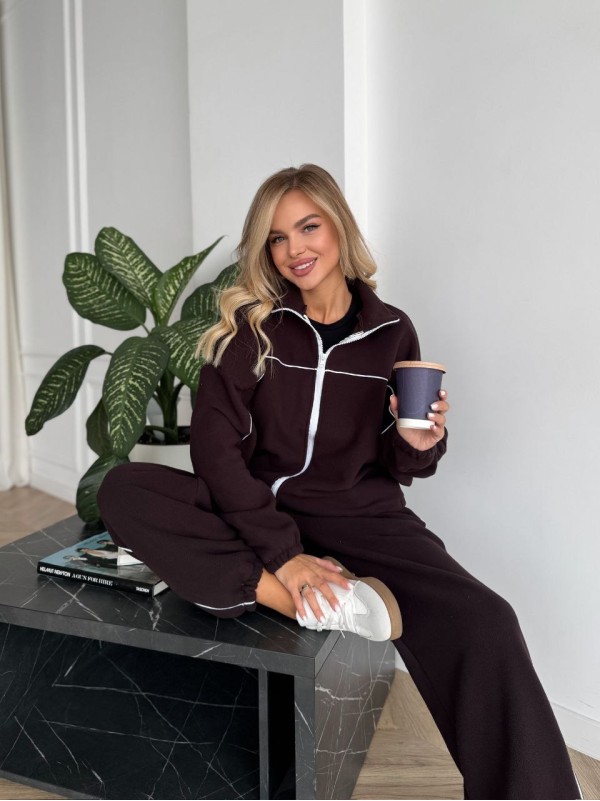 Жіночий флiсовий костюм на змiйцi коричневого кольору 34944