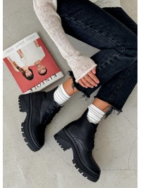 Жіночі шкіряні черевики на підборах (хутро) чорного кольору 34970