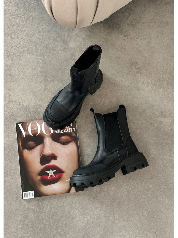 Жіночі шкіряні черевики з резинкою (байка) чорного кольору 34972