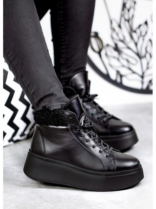 Жіночі шкіряні черевики Тедді (байка) чорного кольору 34977