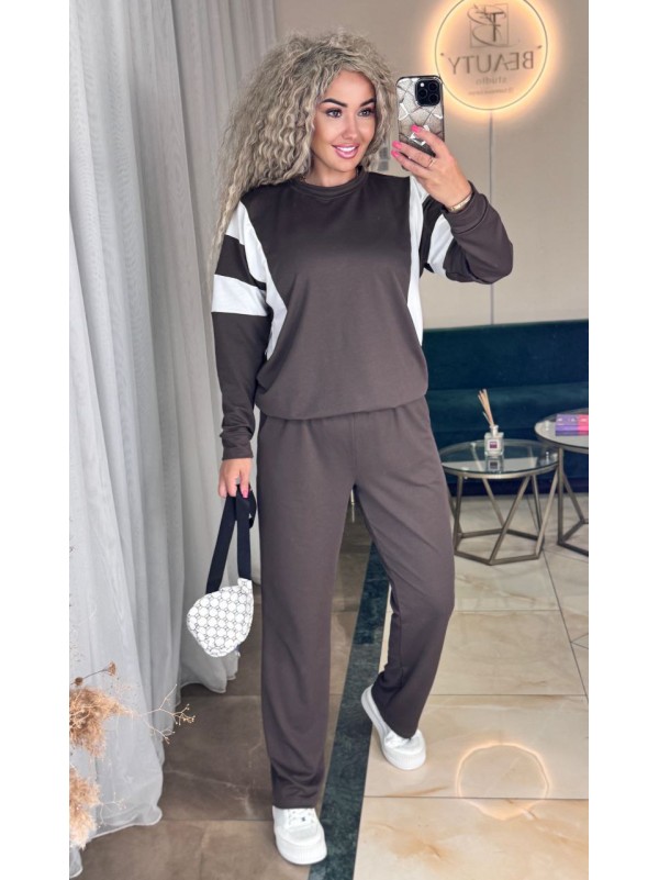 Жіночий повсякденний костюм коричневого кольору 34987