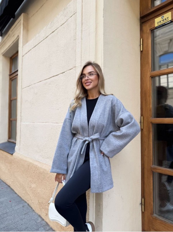 Жіночий кардиган з поясом сiрого кольору 35002