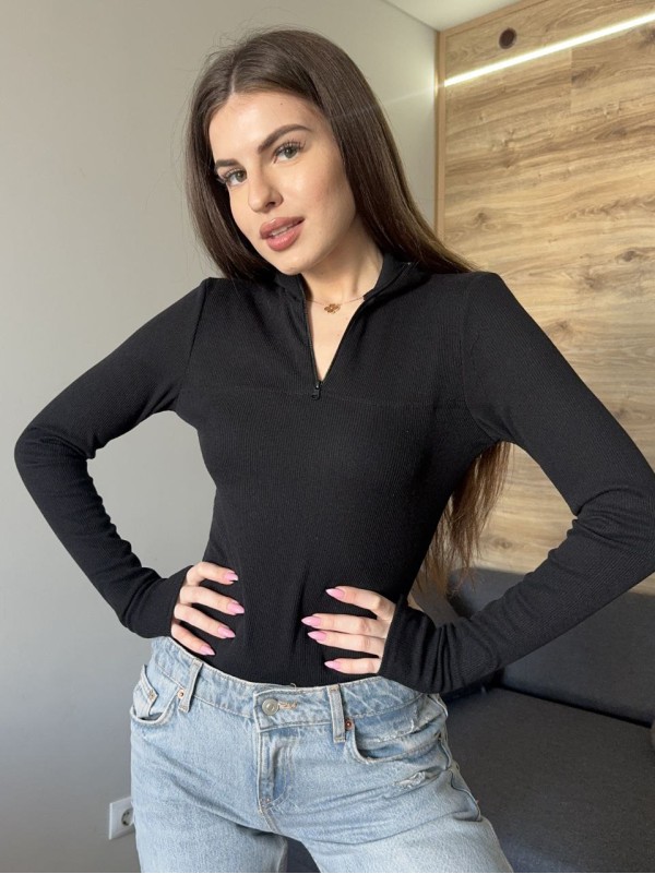 Теплий однотонний боді в рубчик чорного кольору 35012