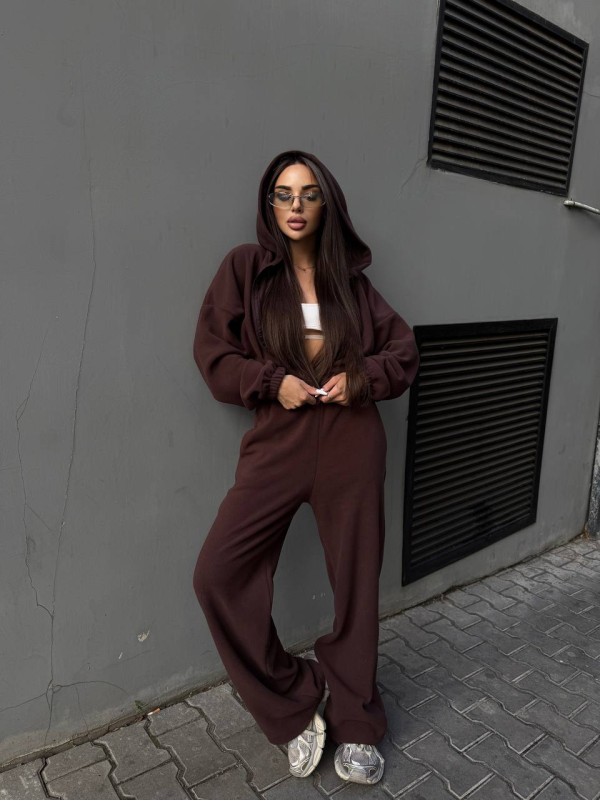 Жіночий флiсовий костюм коричневого кольору 35019