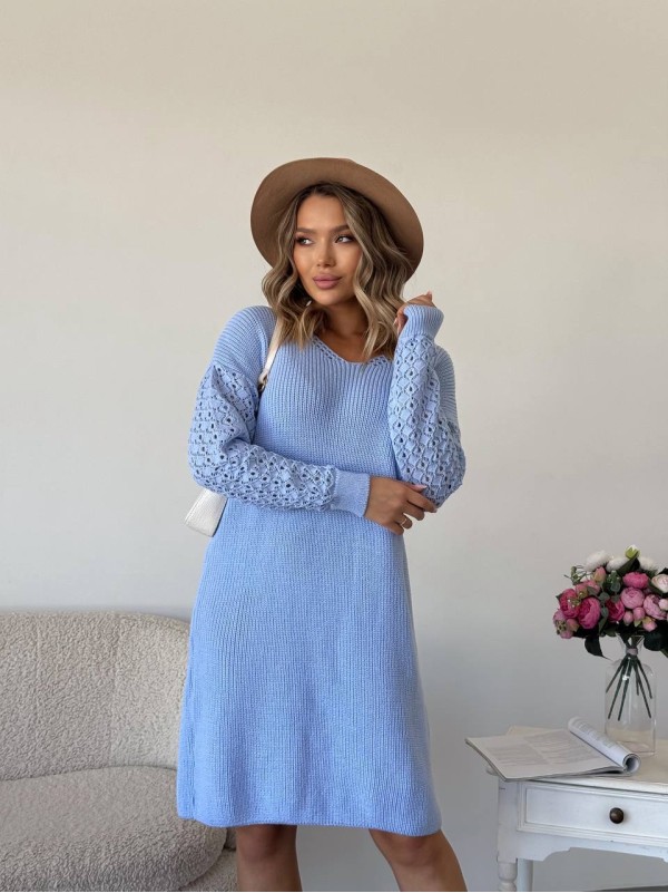 В'язана сукня з ажурними рукавами блакитного кольору 35025