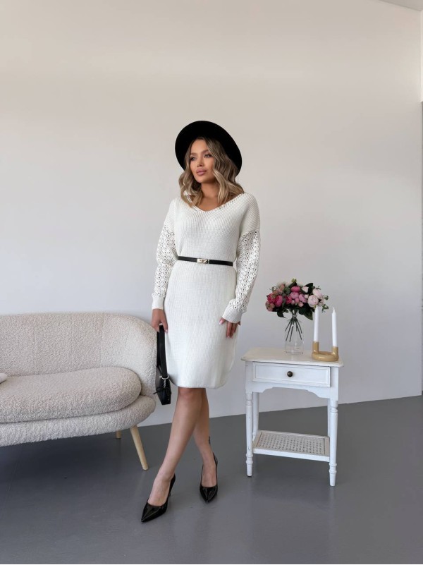 В'язана сукня з ажурними рукавами молочного кольору 35029