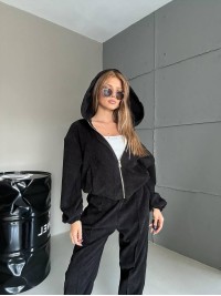 Вельветовий спортивний костюм чорного кольору 35032