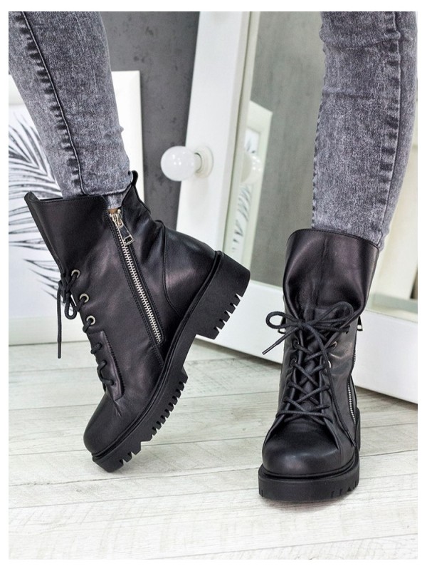 Жіночі шкіряні черевики на шнуровці (байка) чорного кольору 35044
