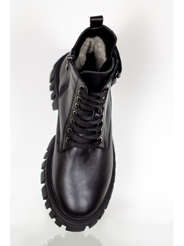 Жіночі шкіряні тракторні черевики (байка) чорного кольору 35052