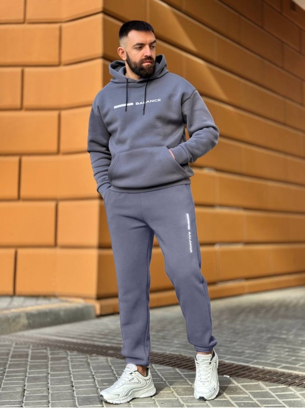 Теплий чоловічий костюм з написом графiтового кольору 35071