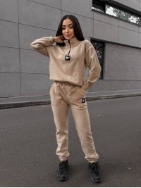 Жіночий костюм флісовий бежевого кольору 35079