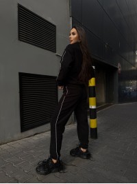 Жіночий костюм флісовий чорного кольору 35104