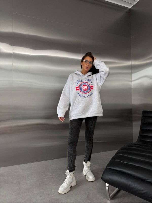 Жіноче худі вільного крою з написом сiрого кольору 35106