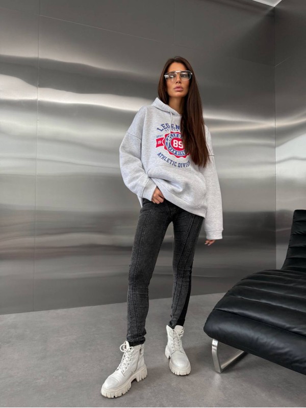 Жіноче худі вільного крою з написом сiрого кольору 35106