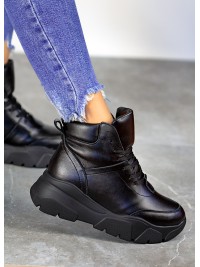 Жіночі шкіряні спортивні черевики (байка) чорного кольору 35108