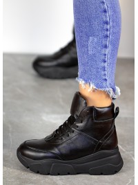 Жіночі шкіряні спортивні черевики (байка) чорного кольору 35108